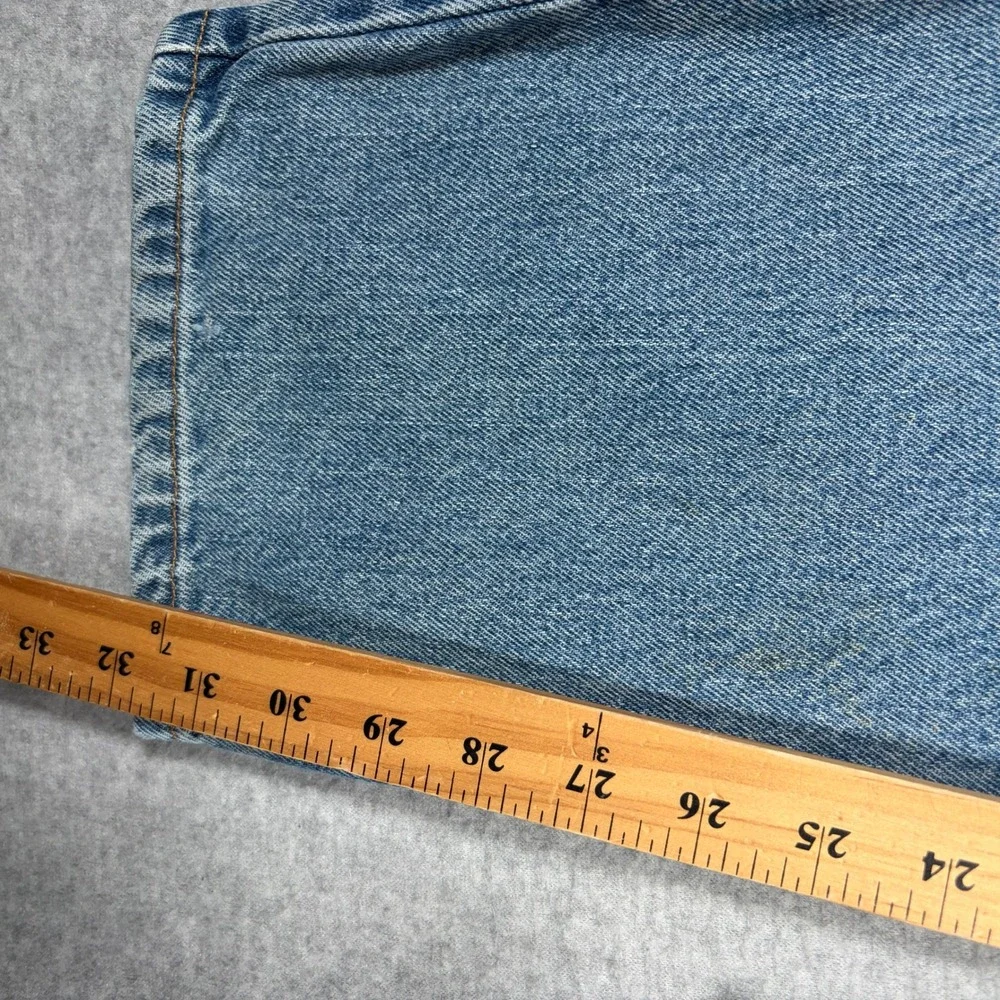 Vintage Levi's 550 Jeans Mens 34x32 Relaxed Fit Blue Light Wash Denim Distressed